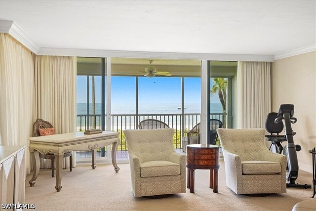 10691 Gulf Shore DR 200, Naples, FL 34108