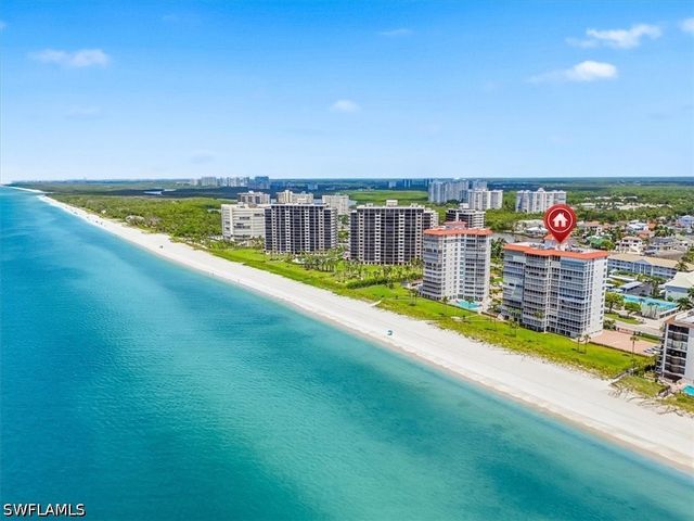 10691 Gulf Shore DR 200, Naples, FL 34108