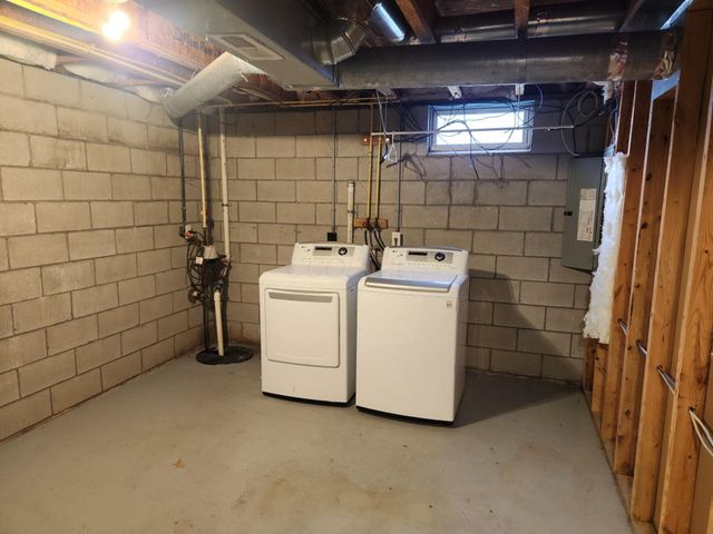 444 Voyager Drive, Groveport, OH 43125