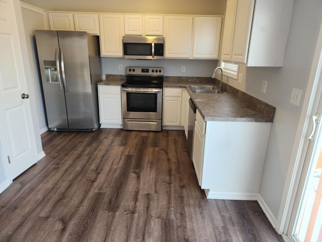 444 Voyager Drive, Groveport, OH 43125