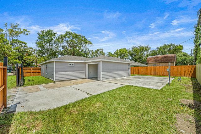 702 Norell Street, Channelview, TX 77530