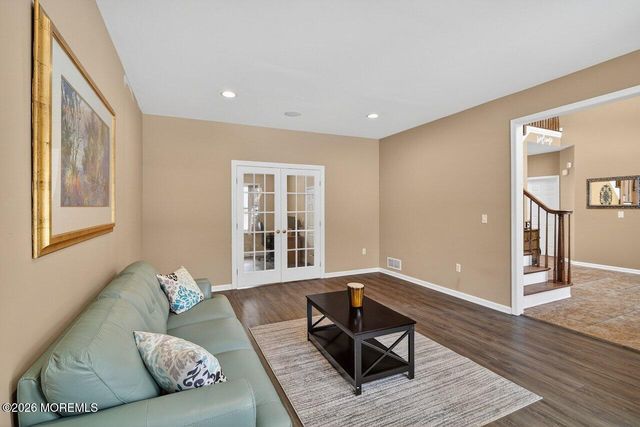 14 Yosemite Court, Old Bridge, NJ 08857