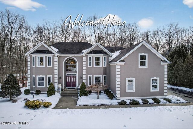 14 Yosemite Court, Old Bridge, NJ 08857