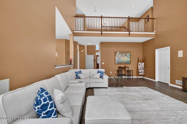 14 Yosemite Court, Old Bridge, NJ 08857