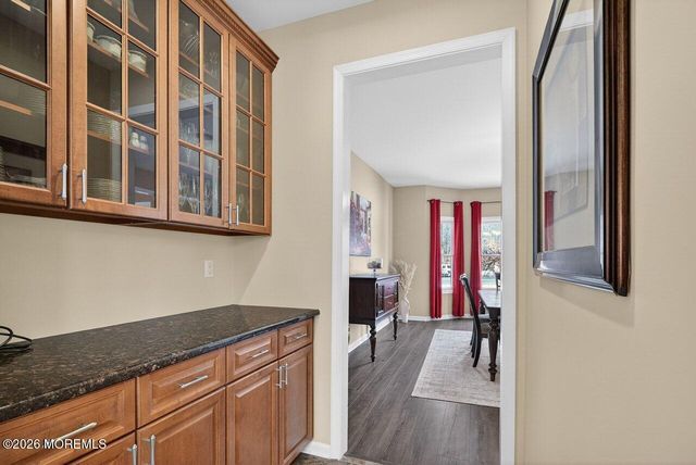 14 Yosemite Court, Old Bridge, NJ 08857