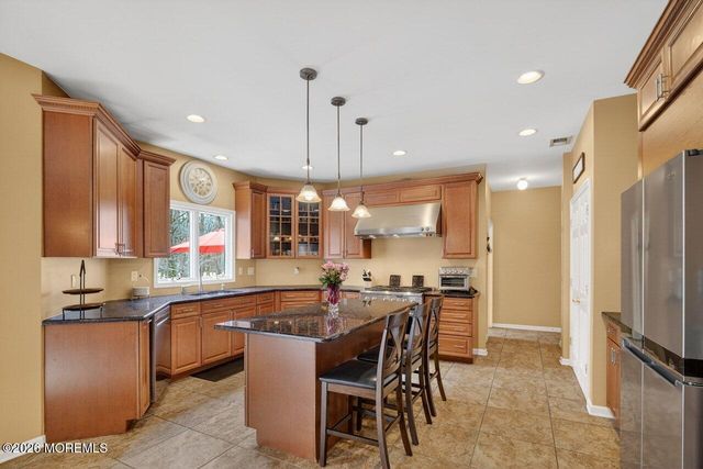 14 Yosemite Court, Old Bridge, NJ 08857