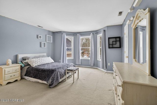 14 Yosemite Court, Old Bridge, NJ 08857