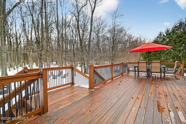 14 Yosemite Court, Old Bridge, NJ 08857