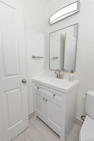 20072 Rodeo Court, Southfield, MI 48075