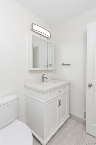 20072 Rodeo Court, Southfield, MI 48075