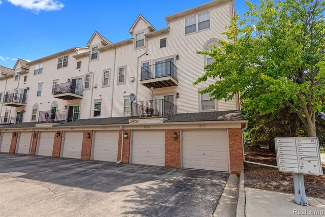20072 Rodeo Court, Southfield, MI 48075