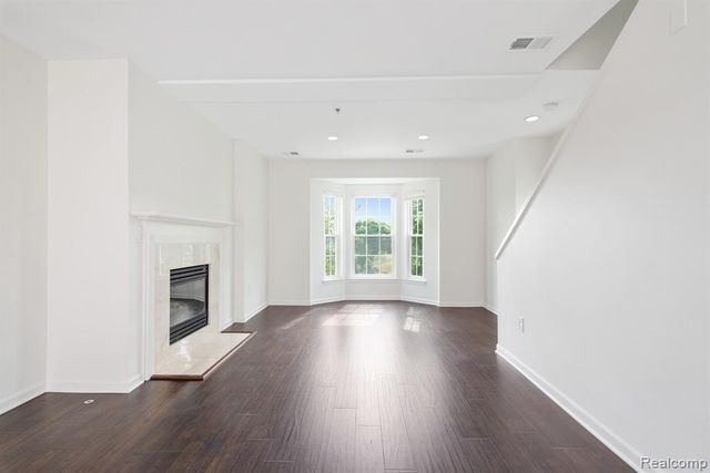 20072 Rodeo Court, Southfield, MI 48075