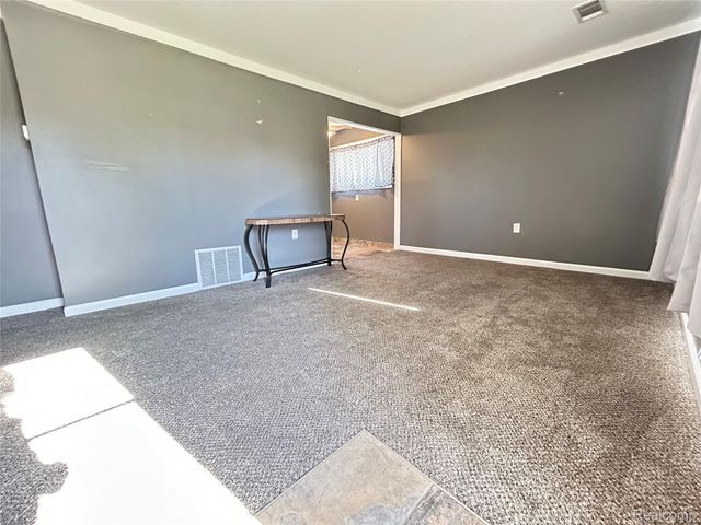 5877 William Street, Taylor, MI 48180