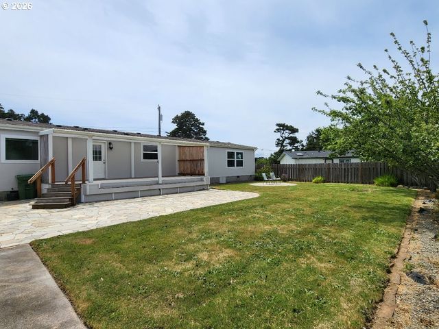 255 Se 15TH St, Bandon, OR 97411
