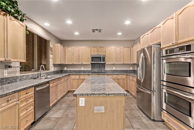 7457 Mezzanine View Avenue, Las Vegas, NV 89178