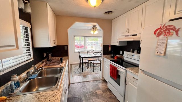 9287 HIGHPOINT BOULEVARD, Brooksville, FL 34613