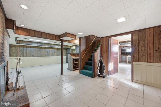 703 NORTHWEST DR, Silver Spring, MD 20901