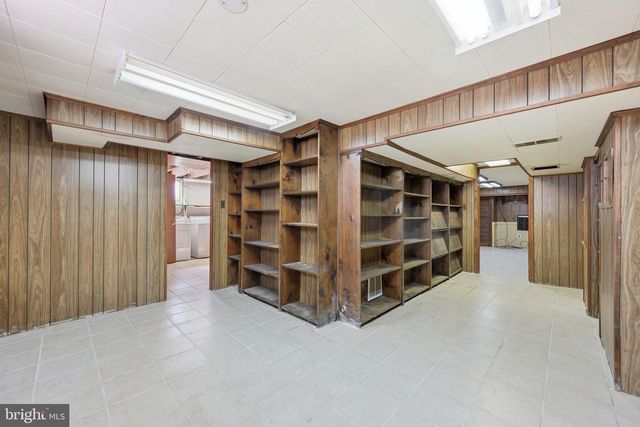 703 NORTHWEST DR, Silver Spring, MD 20901