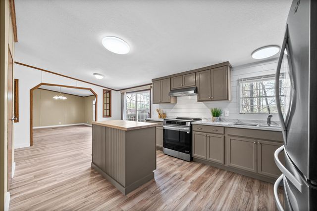 162 Bagsby Hill Ln, Dover, TN 37058