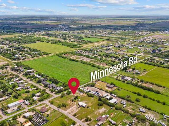 303 E Minnesota Road, Alamo, TX 78516