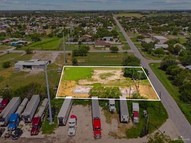 303 E Minnesota Road, Alamo, TX 78516
