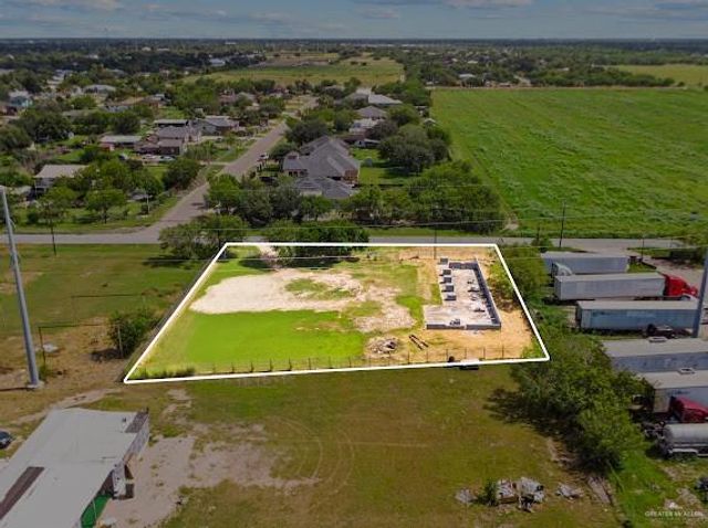 303 E Minnesota Road, Alamo, TX 78516