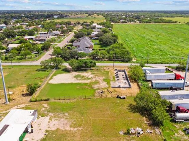303 E Minnesota Road, Alamo, TX 78516