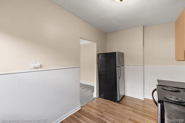 829 Beaconsfield Ave 2N, Grosse Pointe Park, MI 48230