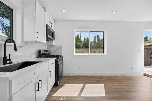 7053 Fallbrook Avenue, West Hills, CA 91307