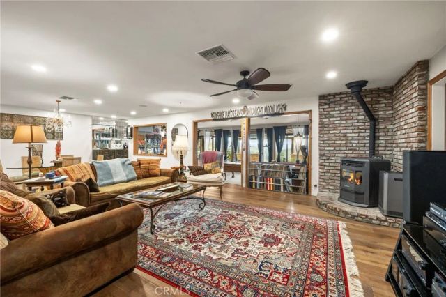 8634 Escondido Canyon, Agua Dulce, CA 91390