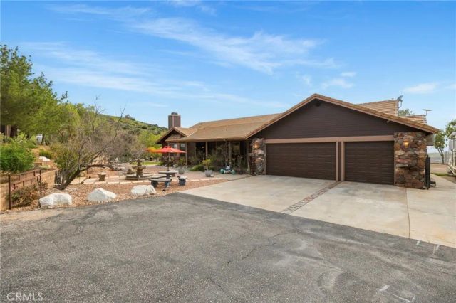 8634 Escondido Canyon, Agua Dulce, CA 91390