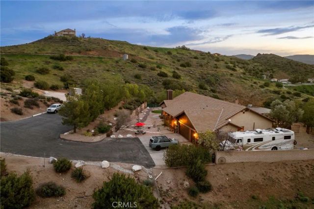 8634 Escondido Canyon, Agua Dulce, CA 91390