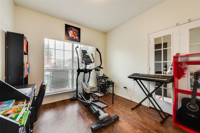 6420 St Alban Court, Arlington, TX 76001