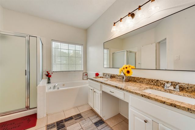 6420 St Alban Court, Arlington, TX 76001