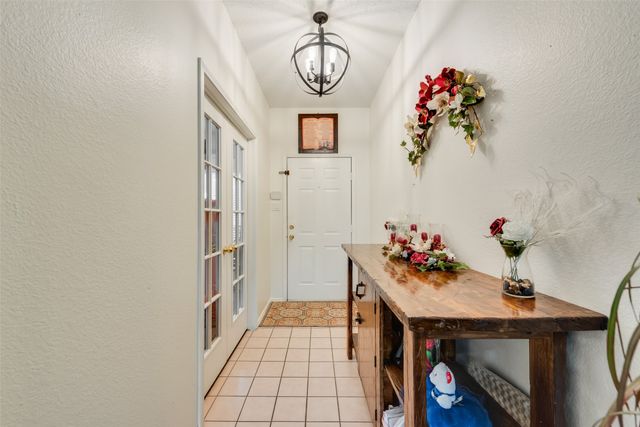 6420 St Alban Court, Arlington, TX 76001