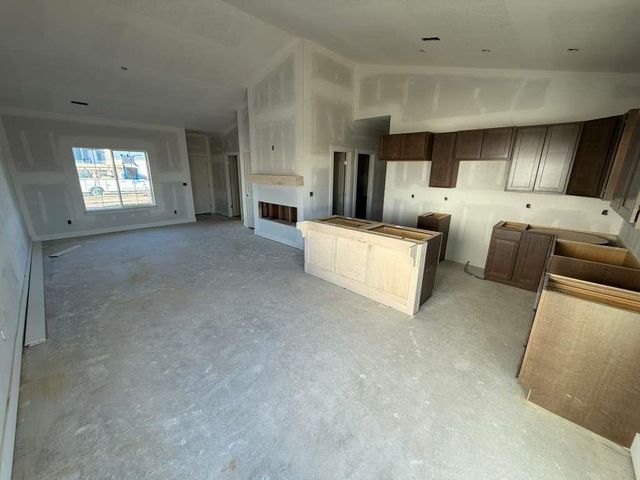 1601 Midway Ct., Valley Center, KS 67147