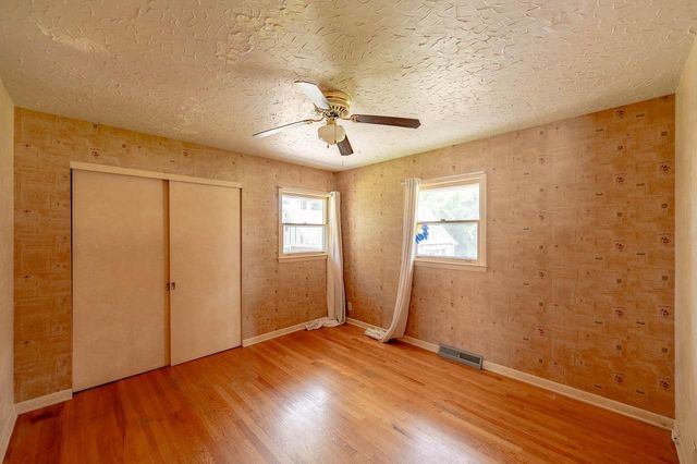 2019 Kentucky STREET, Racine, WI 53405