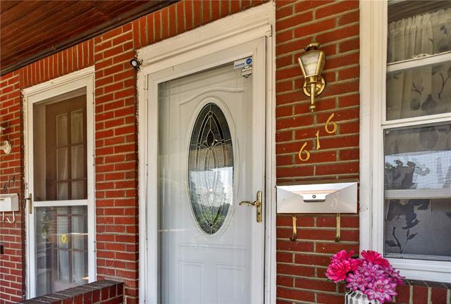 616 North Saint Lucas Street, Allentown City, PA 18104