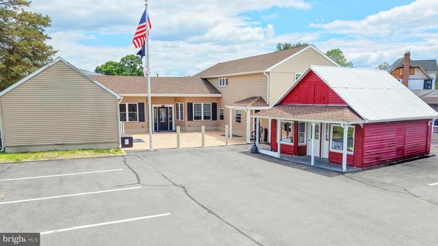 121 MAIN ST, Southampton, NJ 08088