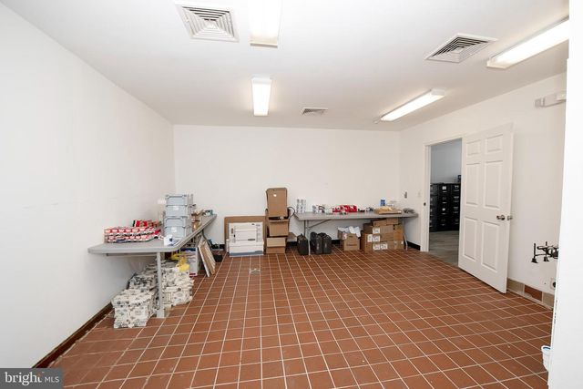 121 MAIN ST, Southampton, NJ 08088