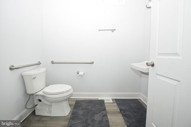 121 MAIN ST, Southampton, NJ 08088
