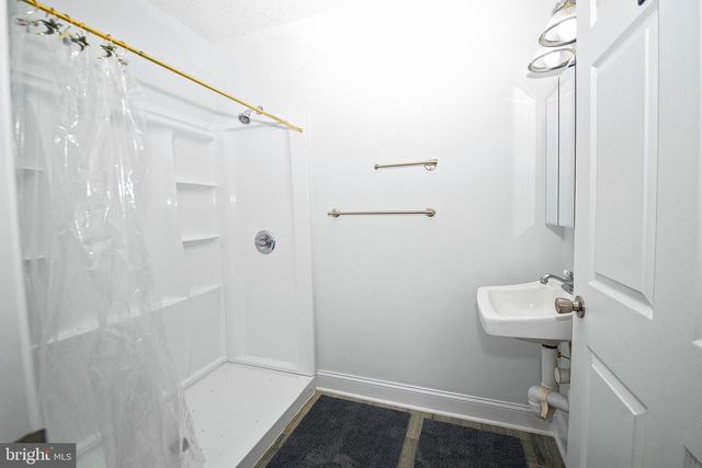 121 MAIN ST, Southampton, NJ 08088
