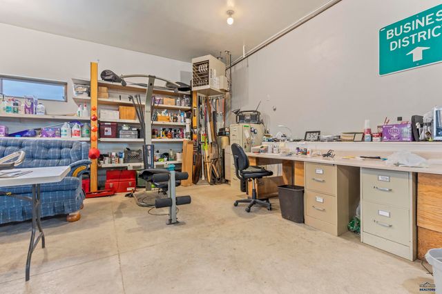 5642 BOB LN, Black Hawk, SD 57718