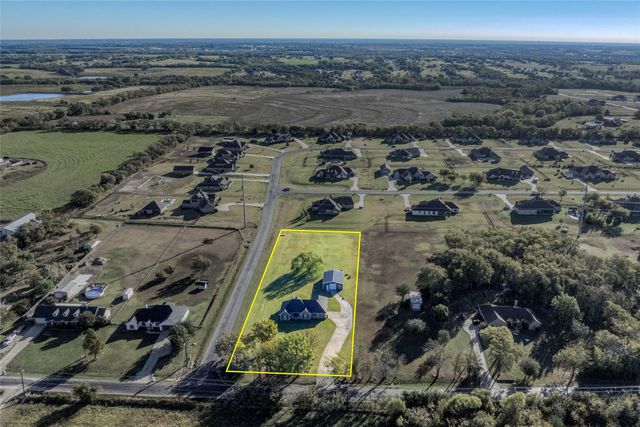 10264 Farmington Road, Van Alstyne, TX 75495