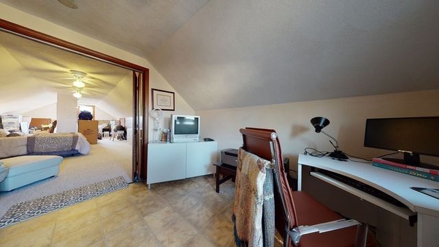 99 Barnes 2, Boston, MA 02128