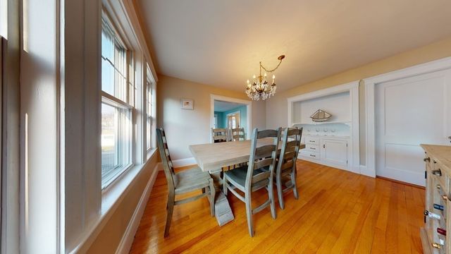 99 Barnes 2, Boston, MA 02128