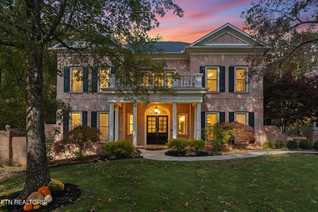 1054 Colonial Drive, Morristown, TN 37814