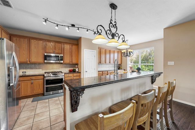414 Rocky Creek Drive, Mansfield, TX 76063