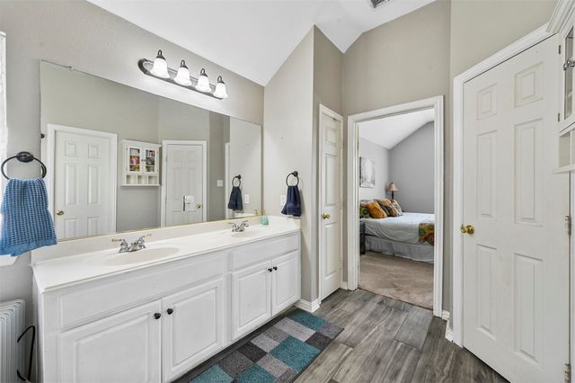 414 Rocky Creek Drive, Mansfield, TX 76063