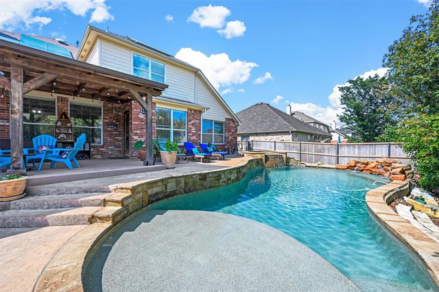 414 Rocky Creek Drive, Mansfield, TX 76063